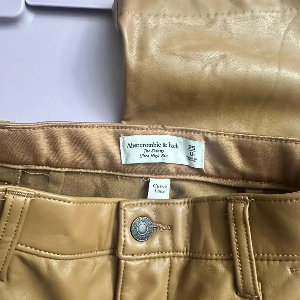 Abercrombie Curve Love Ultra High Rise Skinny Faux Leather Pants Brown - Picture 2 of 4